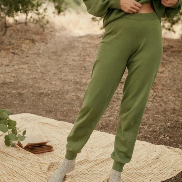 NEW Christy Dawn Sonny Pant in Olive Green - Picture 2 of 6